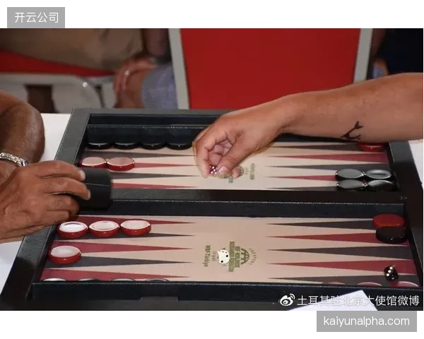 伊尔马兹的速度与跑动将是土耳其右路攻防转换的重要棋子。